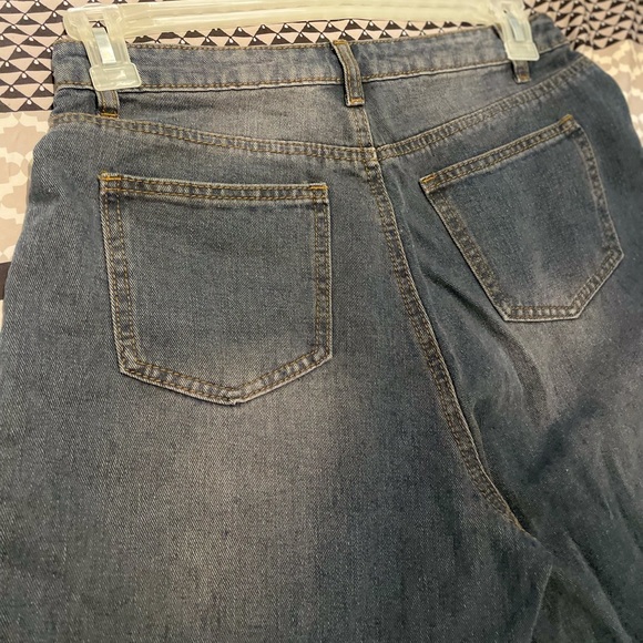 Missguided dark blue wrath slash rip highwaisted straight leg jeans, US 6-UK10 - Picture 2 of 9